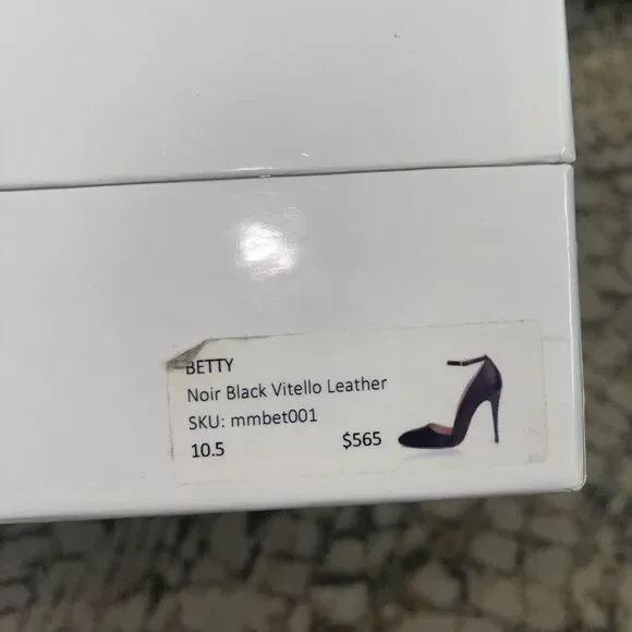 ✨BOGO FREE ✨Max Martin Heels